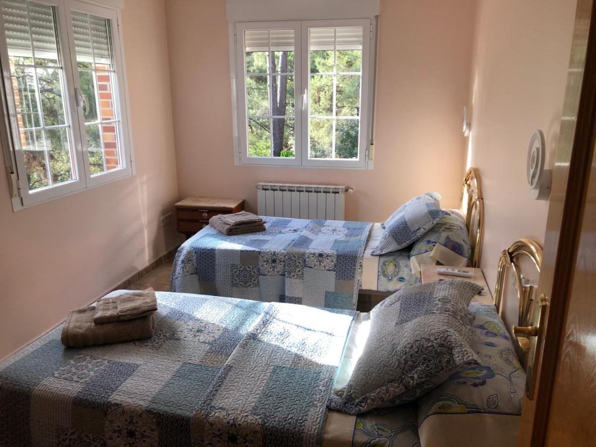 En El Corazon De La Sierra De Gredos, Pinar De La Atalaya-tiemblo Holiday home *