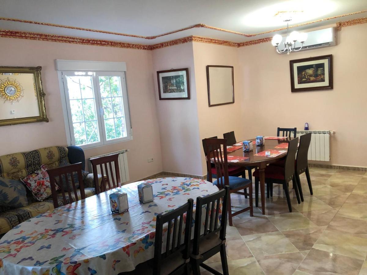 En El Corazon De La Sierra De Gredos, Pinar De La Atalaya-tiemblo Holiday home